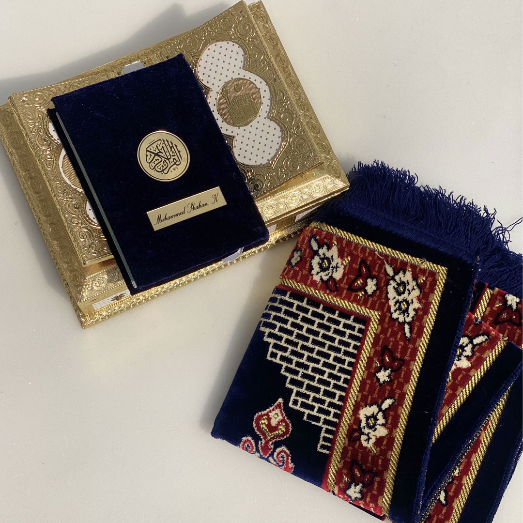 Quran Stand with Quran and Mat - Image 2