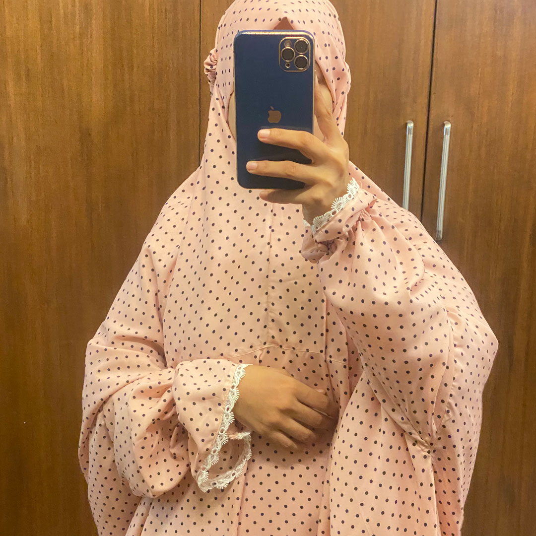 polka dots pink