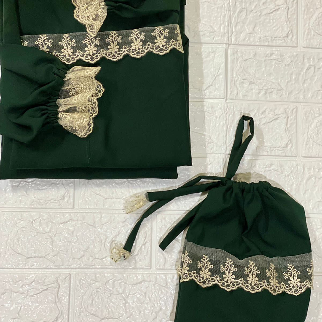 Luxurious crepe with imported lace - Image 2