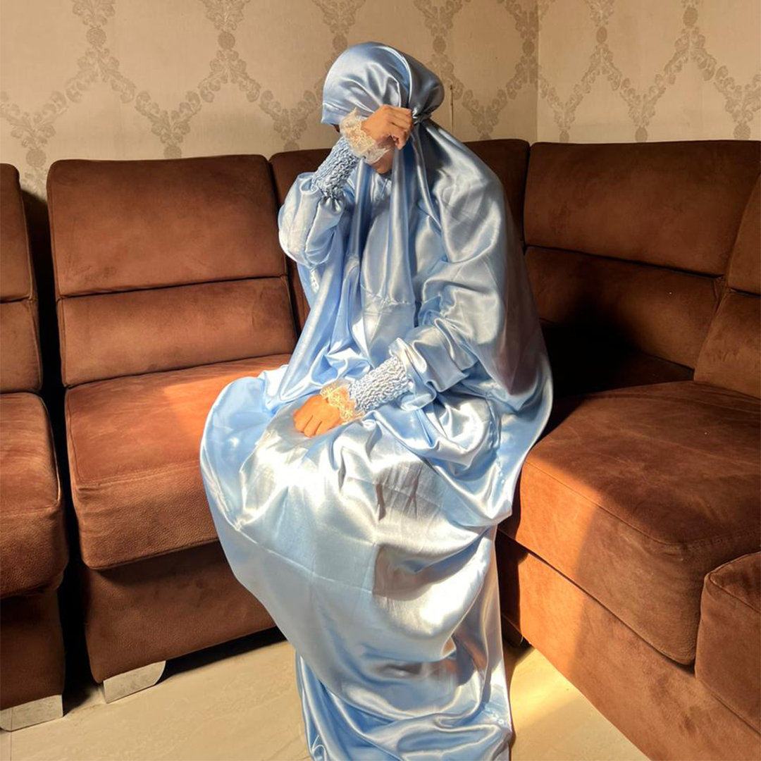 Luxurious Satin Prayer dress or jilbab - Image 2